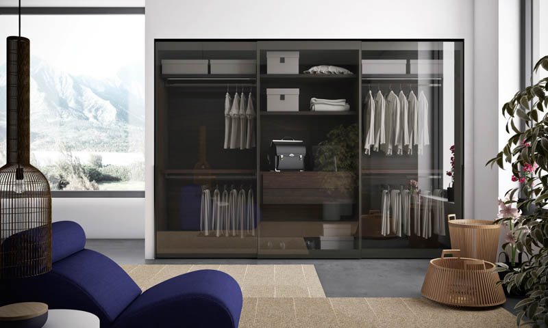 Luxury Wardrobes: Where Exquisite Craftsmanship Meets Bespoke Elegance