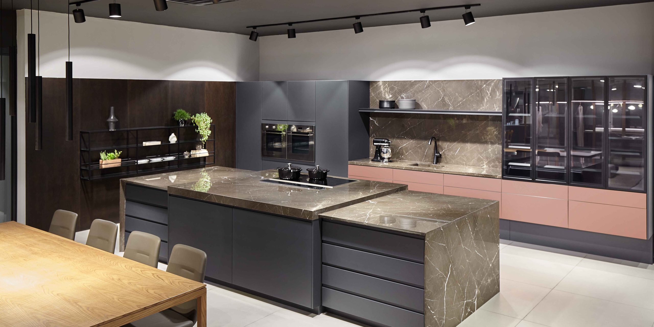 Modern Cabinet Makers: Redefining Kitchen Style 