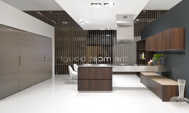 Modern Plywood Kitchen Cabinets: Strong, Sustainable, and Stylish