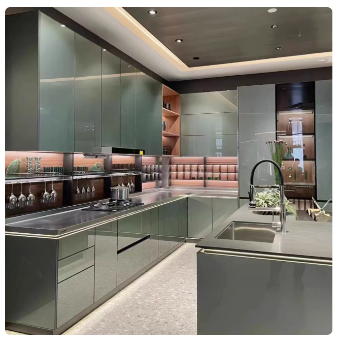 ChatGPT 说： What Makes a High-End Kitchen Cabinet? A Designer’s Perspective